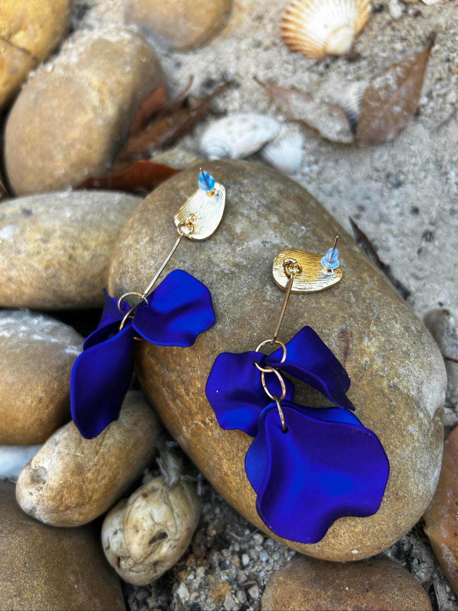 Blauwe bladvormige oorbellen – photo 4